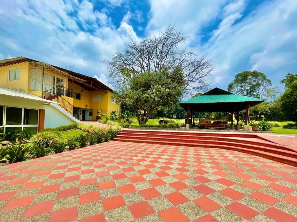 Finca Hotel La Ponderosa リオネグロ エクステリア 写真