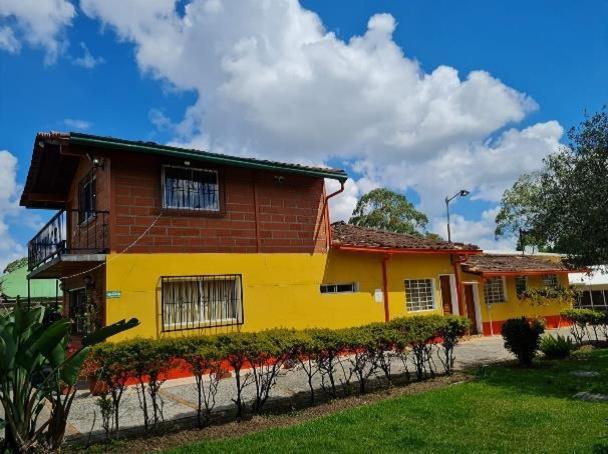 Finca Hotel La Ponderosa リオネグロ エクステリア 写真