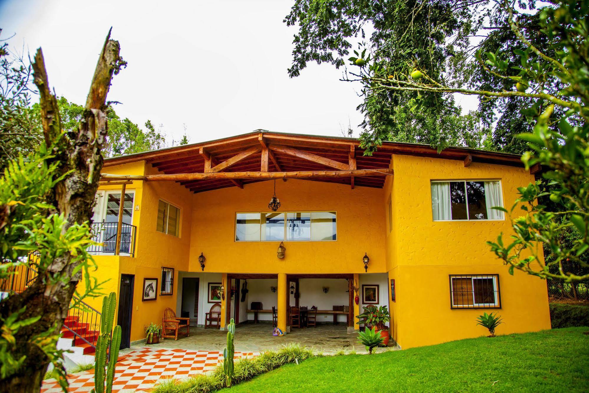 Finca Hotel La Ponderosa リオネグロ エクステリア 写真